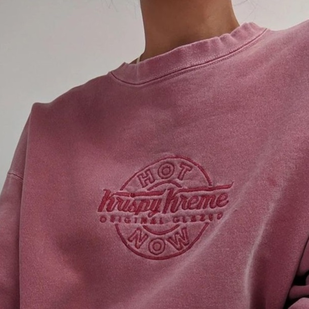 ISO vintage Krispy Kreme HOT NOW sweatshirt